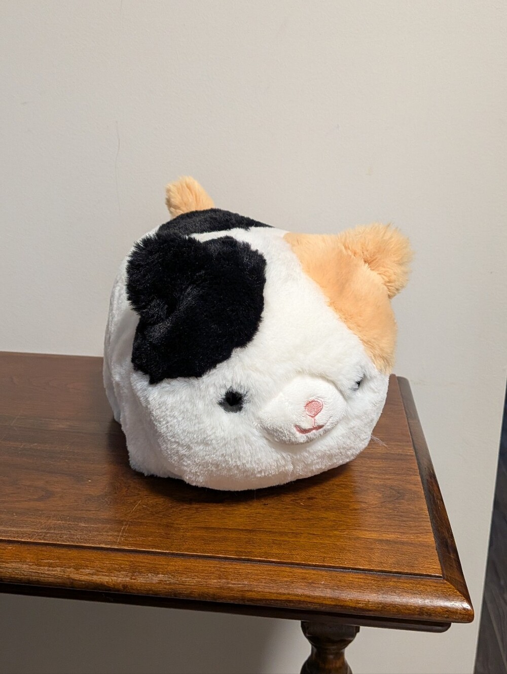 Aurora Spudster Callie The Calico Cat Plush Toy - White, Black & Cream. Soft.